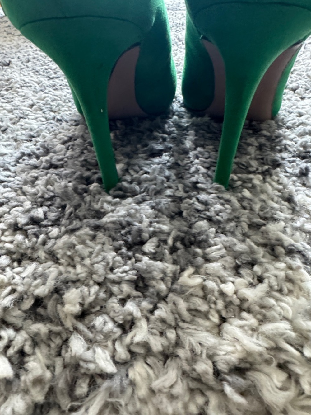 MICHAEL Michael Shannon Green Suede Pointed Toe Pumps - Picture 5 of 7